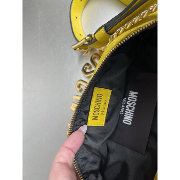 MOSCHINO Yellow Smiley Face Leather Waist Bag Bum Bag Metal Logo RARE NWOT - Picture 4 of 10
